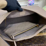 Louis Vuitton Carryall MM M46289 M46292